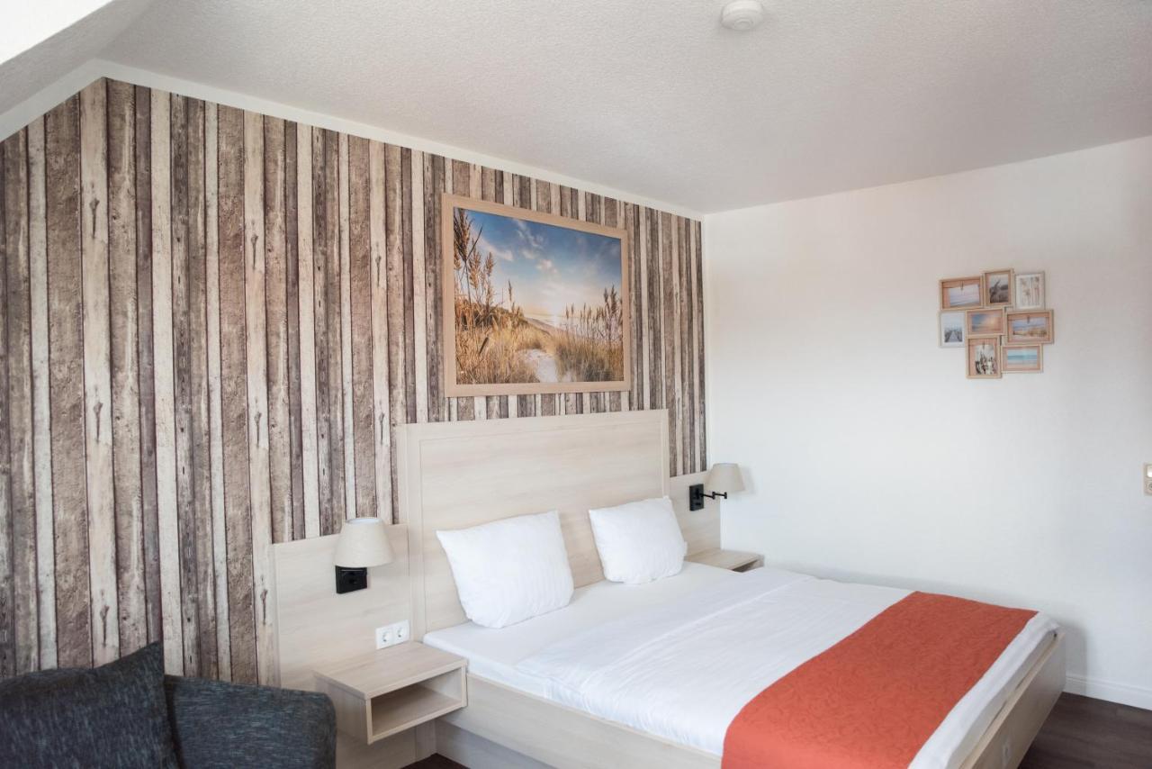 Hotel Up'N Diek Dangast Buitenkant foto